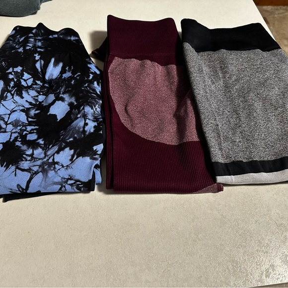 Amazon leggings bundle of 3 - Picture 2 of 2